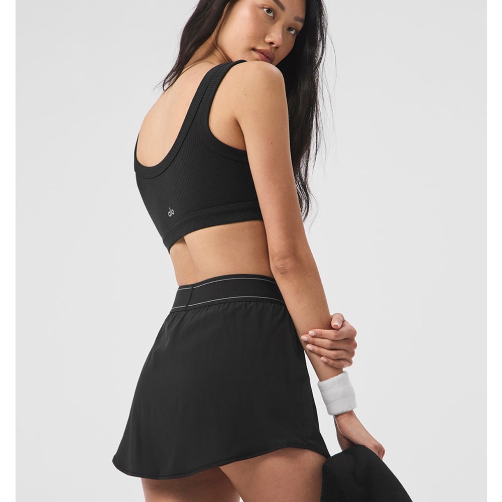 Alo Black Ribbed Tank Top - Picture 5 of 5